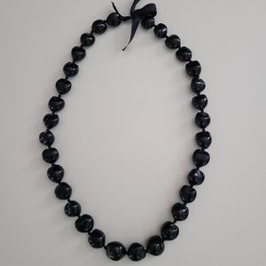 Kukui Nut Lei - Black